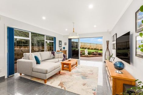 Photo of property in 80 Te Puia Drive, Aotea, Porirua, 5024