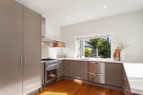 Photo of property in 135 Mersey Street, St Albans, Christchurch, 8014