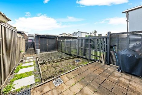 Photo of property in 12 Opito Way, East Tamaki, Auckland, 2013