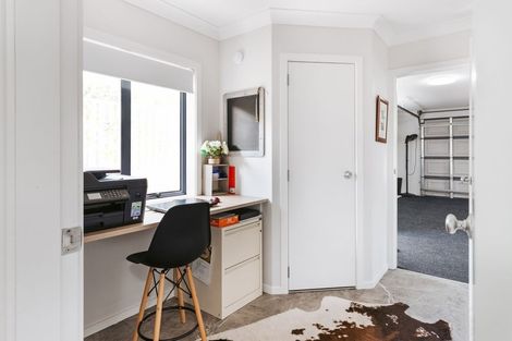 Photo of property in 16 Olive Close, Omokoroa, 3114