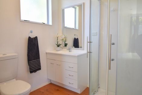 Photo of property in 27 Diamond Street, Carterton, 5713