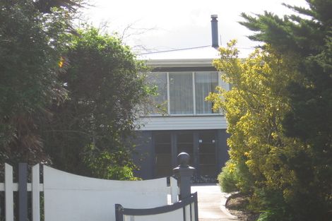 Photo of property in 16 Bickerstaffe Road, Maungaturoto, 0520