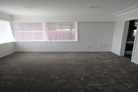 Photo of property in 1/4016 Great North Road, Glen Eden, Auckland, 0602