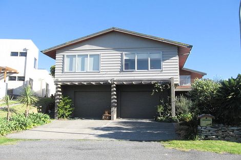 Photo of property in 24 The Crescent, Raumati South, Paraparaumu, 5032