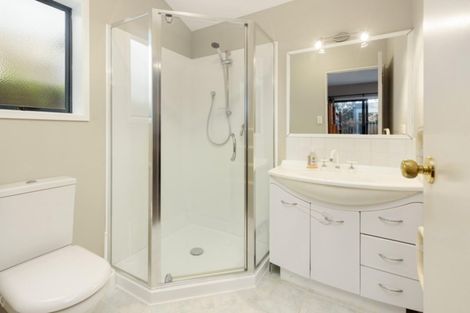 Photo of property in 17 Seymour Place, Bellevue, Tauranga, 3110