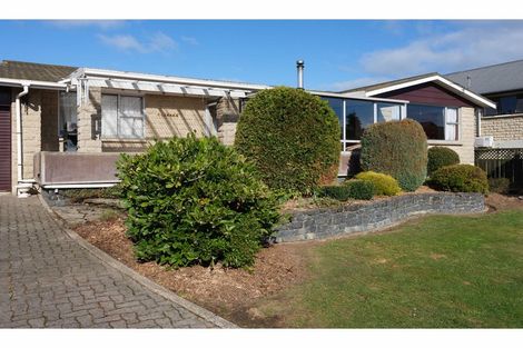 Photo of property in 26 Walton Park Avenue, Fairfield, Dunedin, 9018