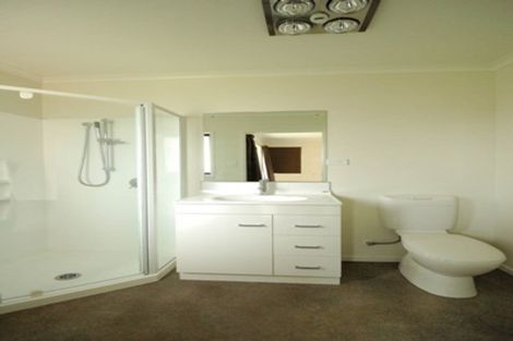 Photo of property in 73 Barnes Street, Pegasus, 7612