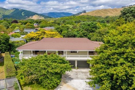 Photo of property in 6 River Glade, Waikanae, 5036