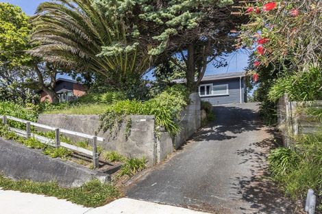 Photo of property in 52 Main Road, Titahi Bay, Porirua, 5022