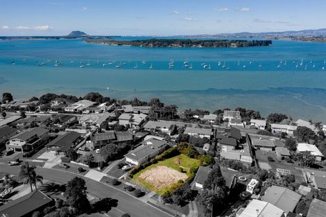 Photo of property in 37 Coppelia Avenue, Omokoroa, 3114