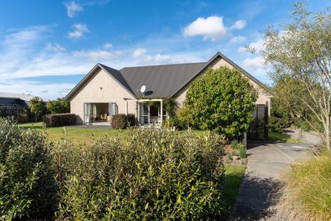 Photo of property in 23 Carrington Drive, Carterton, 5713
