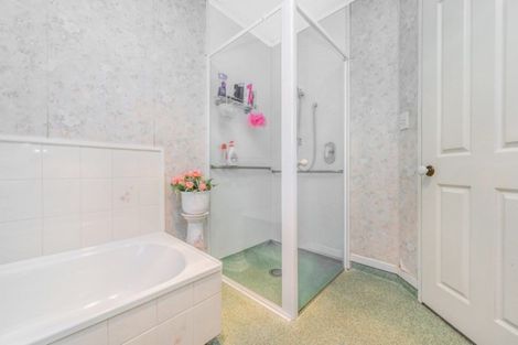 Photo of property in 1 Lynbrae Court, Nawton, Hamilton, 3200