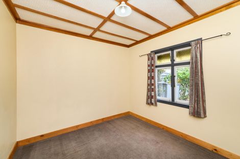 Photo of property in 9 Burns Avenue, Takaro, Palmerston North, 4412