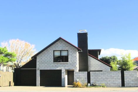 Photo of property in 276 Muritai Road, Eastbourne, Lower Hutt, 5013