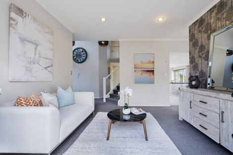 Photo of property in 22 Gala Place, Henderson, Auckland, 0612