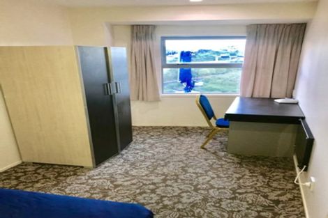 Photo of property in Empire Apartments, 1520/21 Whitaker Place, Grafton, Auckland, 1010