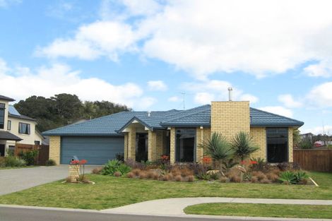Photo of property in 10 Waterways Drive, Ohope, 3121