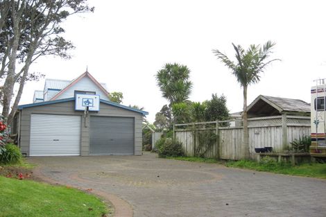 Photo of property in 13 Hau Lane, Oakura, 4314