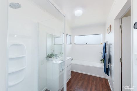 Photo of property in 40 Mudie Street, Alicetown, Lower Hutt, 5010