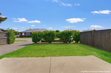 Photo of property in 17 Charente Way, Yaldhurst, Christchurch, 8042