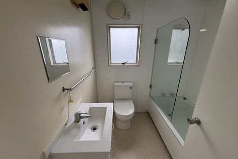 Photo of property in 3 Shepherds Road, Papakura, 2110