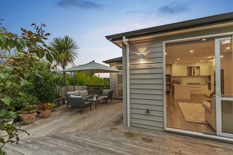 Photo of property in 19a Flavia Close, Torbay, Auckland, 0630