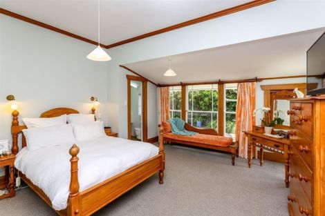 Photo of property in 37a Cameron Street, New Plymouth, 4310