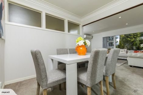 Photo of property in 12 Fairlea Road, Te Atatu South, Auckland, 0610