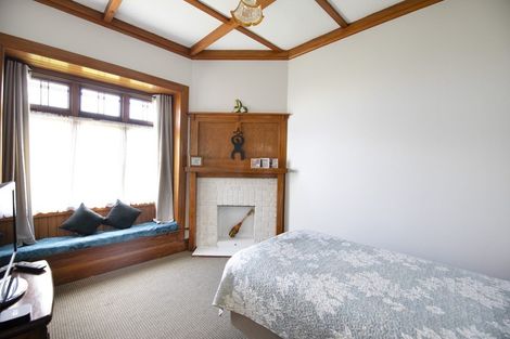 Photo of property in 2 Todd Street, Napier South, Napier, 4110