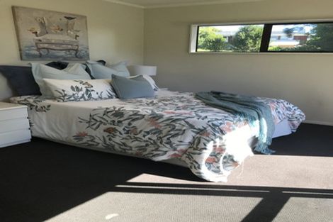 Photo of property in 2/113 Manuka Road, Bayview, Auckland, 0629