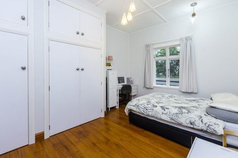 Photo of property in 30 Granville Street, Silverstream, Upper Hutt, 5019