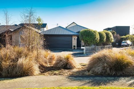 Photo of property in 4 Annies Lane, Aidanfield, Christchurch, 8025