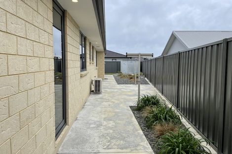 Photo of property in 7 Benmore Place, Poraiti, Napier, 4112