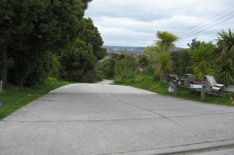 Photo of property in 65 Roberts Road, Matakatia, Whangaparaoa, 0930