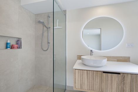 Photo of property in 37 Henshaw Street, Woodend, 7610