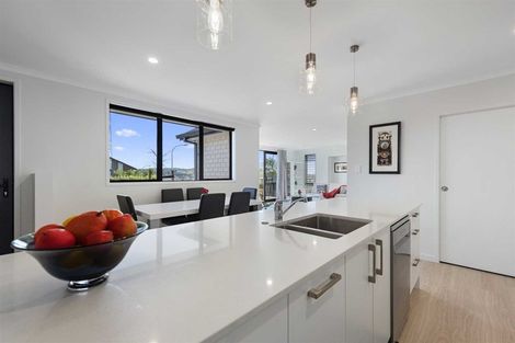 Photo of property in 1 Te Ranga Memorial Drive, Pyes Pa, Tauranga, 3112