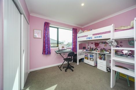 Photo of property in 20 Varsity Heights, Fitzherbert, Palmerston North, 4410