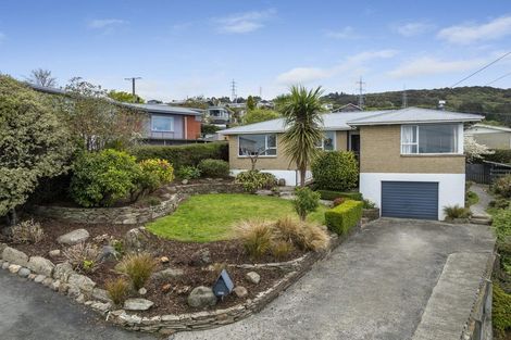Photo of property in 75 Gilkison Street, Halfway Bush, Dunedin, 9010