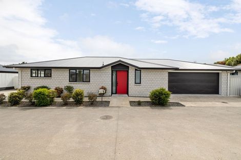 Photo of property in 2/13 Walmsley Street, Kihikihi, Te Awamutu, 3800