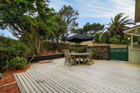 Photo of property in 104 Mcentee Road, Waitakere, Auckland, 0816