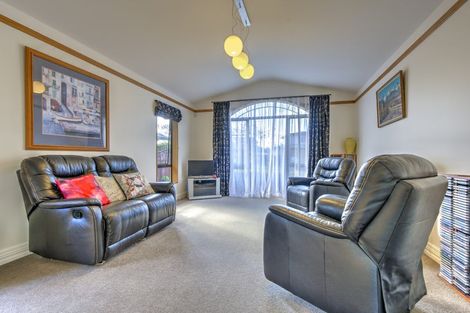 Photo of property in 9 Montrose Crescent, Huntington, Hamilton, 3210