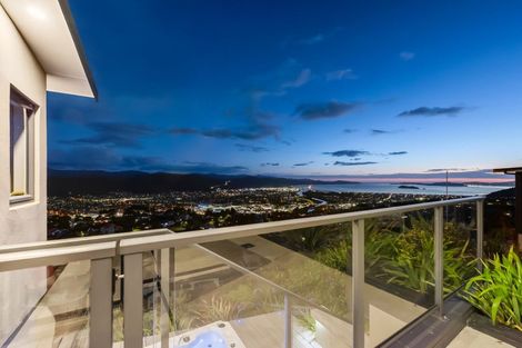 Photo of property in 30 Arahiwi Grove, Tirohanga, Lower Hutt, 5010