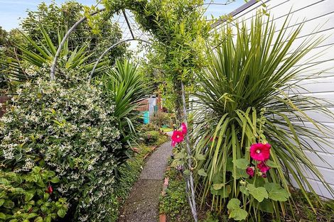 Photo of property in 35 Victoria Street, Patea, 4520