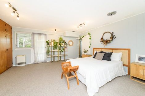 Photo of property in 10 Opawa Place, Terrace End, Palmerston North, 4410