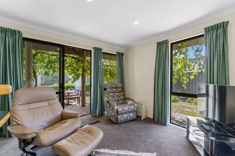 Photo of property in 2/54 Hawai Street, Two Mile Bay, Taupo, 3330