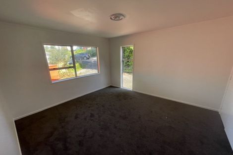 Photo of property in 1/26 Marlborough Avenue, Glenfield, Auckland, 0629