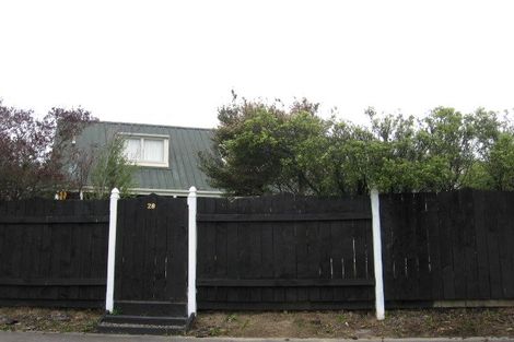 Photo of property in 28 Cecil Place, Cloverlea, Palmerston North, 4412