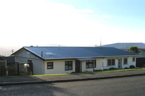 Photo of property in 21a Carluke Street, Paparangi, Wellington, 6037