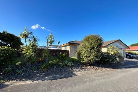 Photo of property in 19 Palm Springs Boulevard, Papamoa Beach, Papamoa, 3118