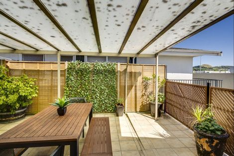 Photo of property in 4/8 Lee Road, Taradale, Napier, 4112